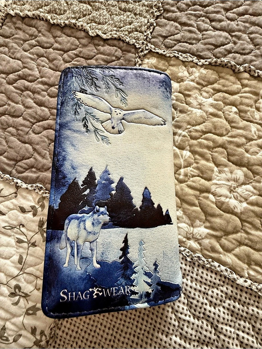 Shagwear Canada Illustrated Wolf Wallet in Blue & White - Picture 6 of 8